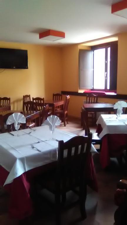 El Albergue Covaleda Εξωτερικό φωτογραφία