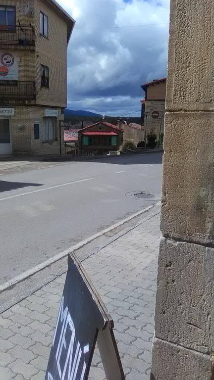 El Albergue Covaleda Εξωτερικό φωτογραφία